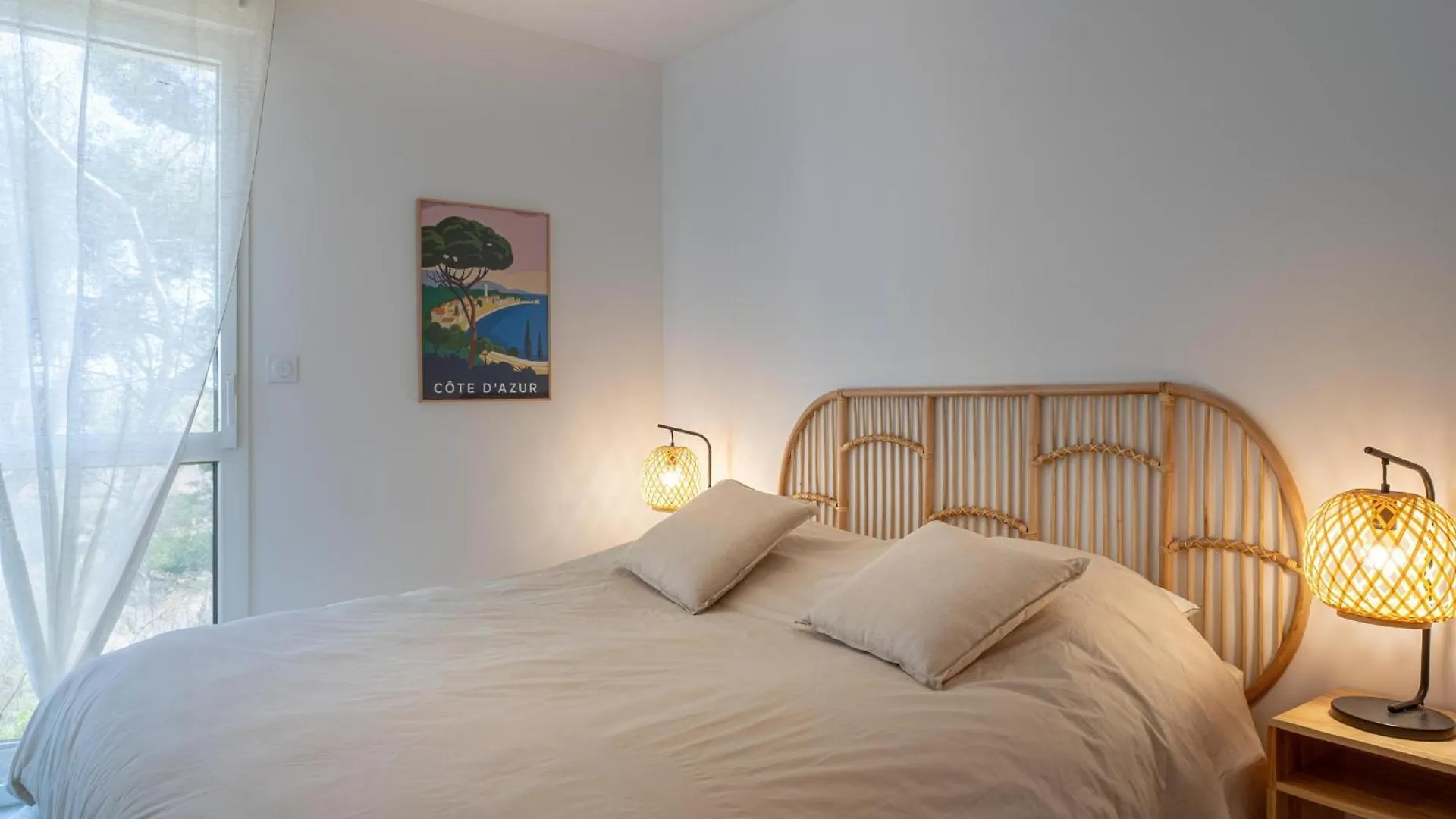 Magnifique Appartement Niche Dans Une Pinede Санари-сюр-Мер 0*,  Франция