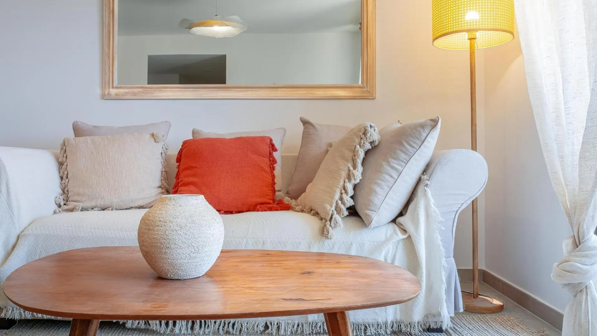 Magnifique Appartement Niche Dans Une Pinede Sanary-sur-Mer Apartment